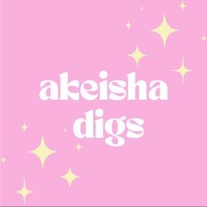 Meet your Posher, Akeisha